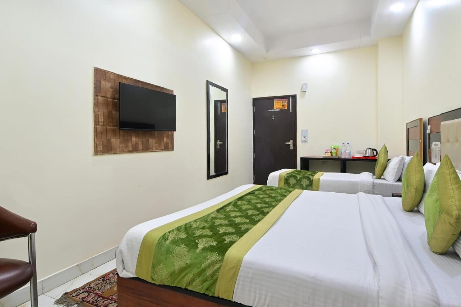 Hotel Emporio View - New Delhi Railway Station - Paharganj Nova Deli Exterior foto