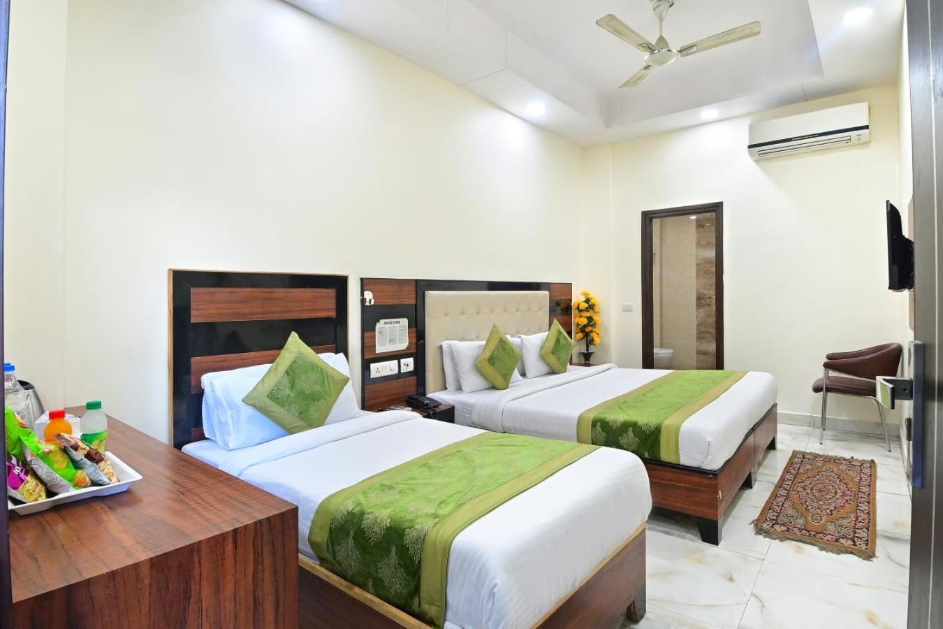 Hotel Emporio View - New Delhi Railway Station - Paharganj Nova Deli Exterior foto